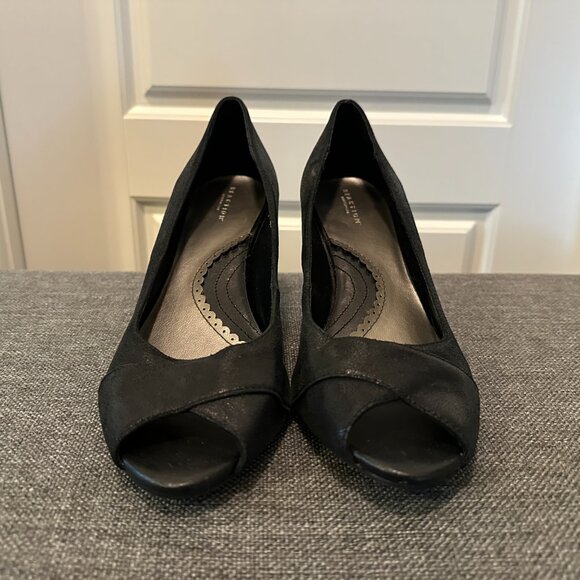 Kenneth Cole Reaction, Black Shimmer Leather Peep Toe Heels, 9 - Picture 2 of 7